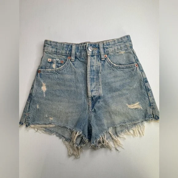 ZARA High-Waisted Distressed Denim Shorts – Size 0 – Light Wash Vintage Style - Picture 2 of 7